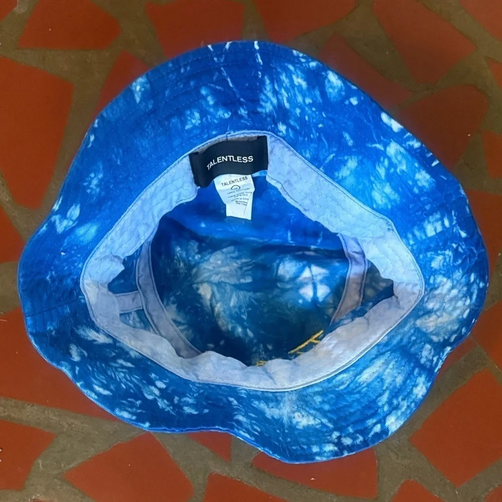 CM🩷 TALENTLESS Blue and White Tie-Dye Bucket Hat Unisex